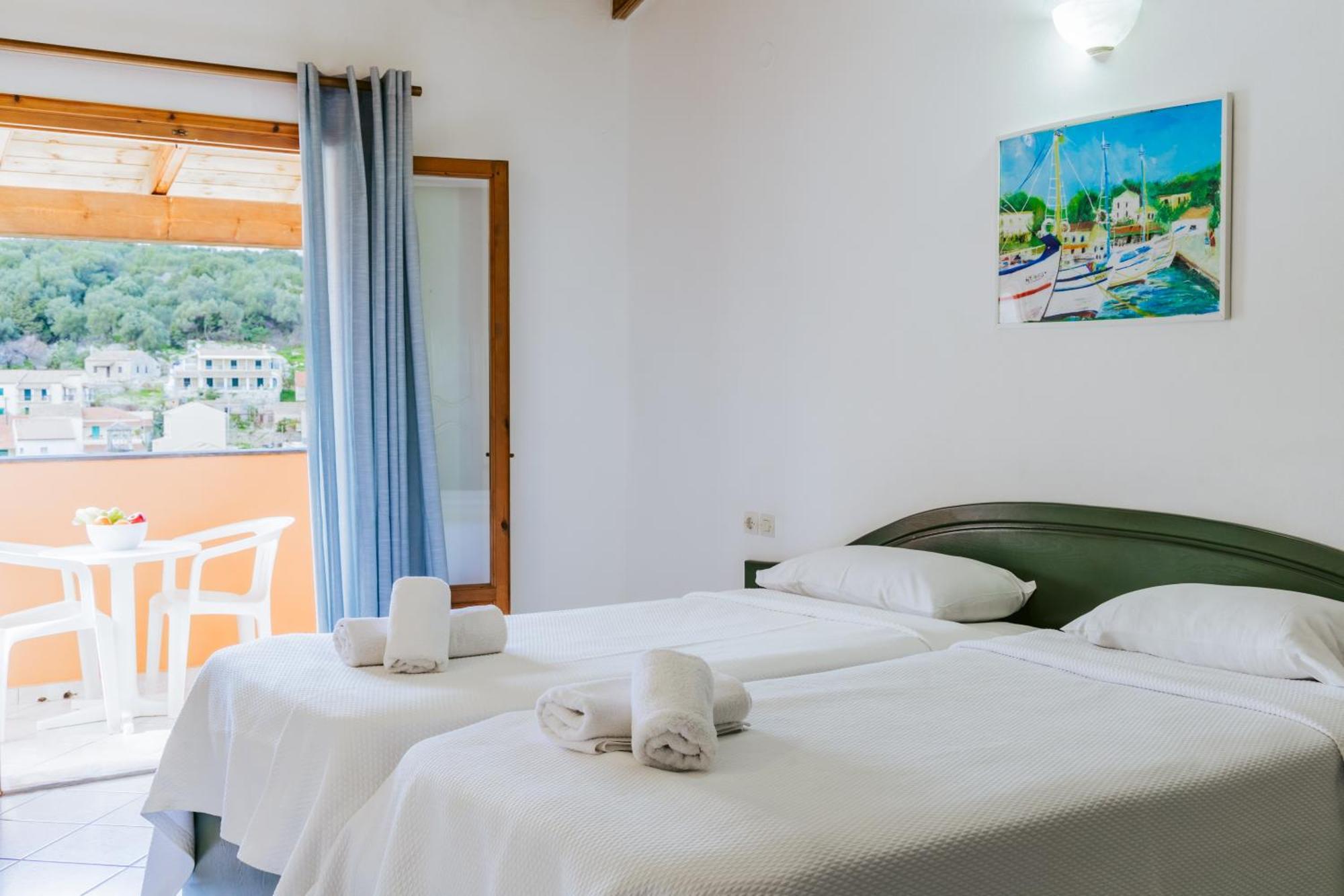 Porto Kassiopi Apartments Exterior photo